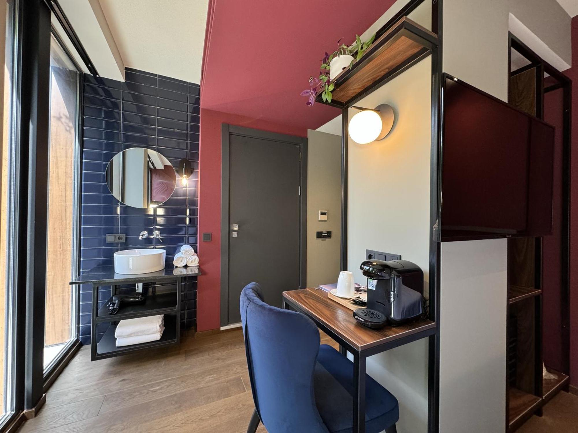 Tbilisi Edition - Design Hotel & Private Spa 外观 照片