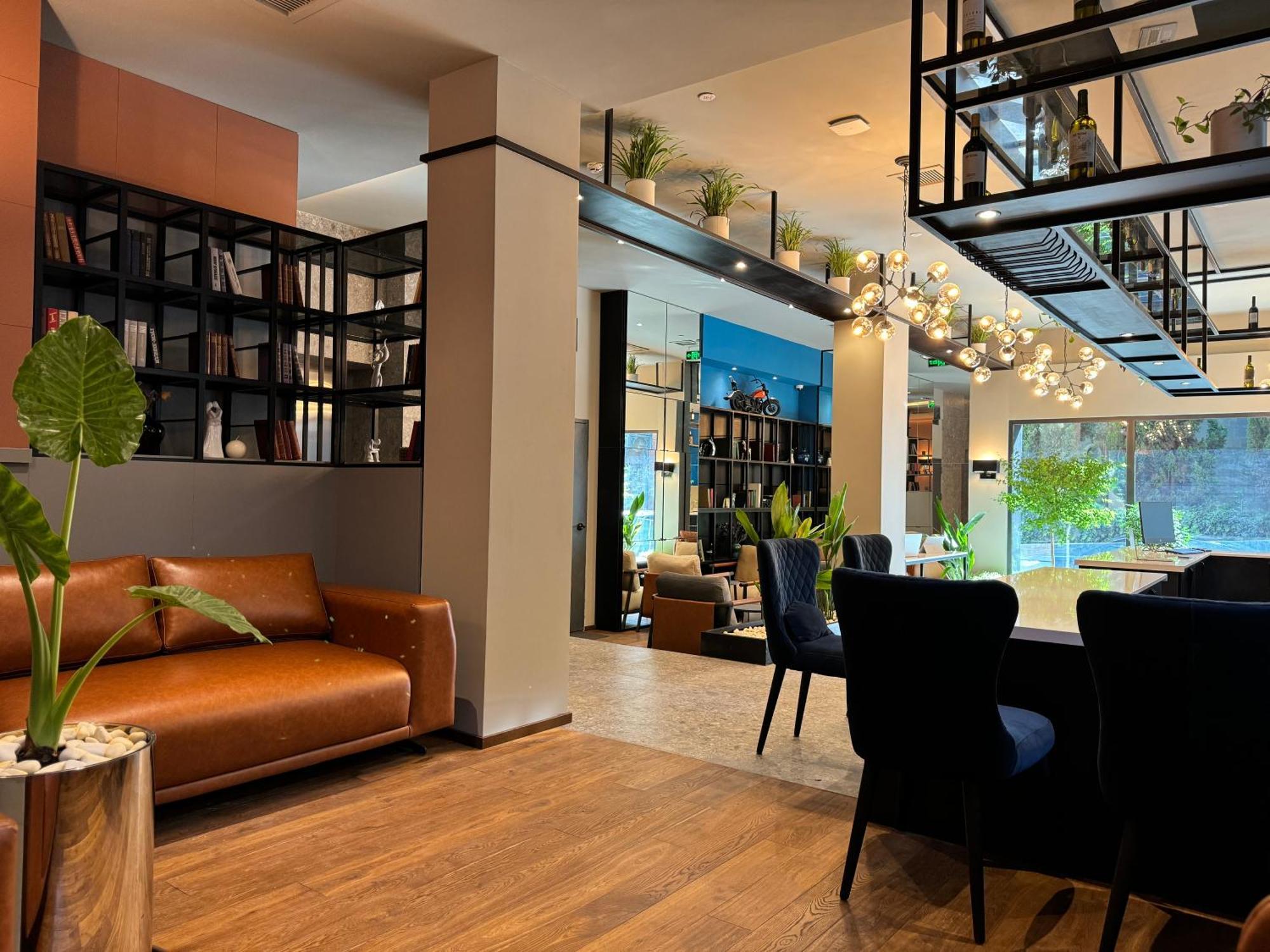 Tbilisi Edition - Design Hotel & Private Spa 外观 照片